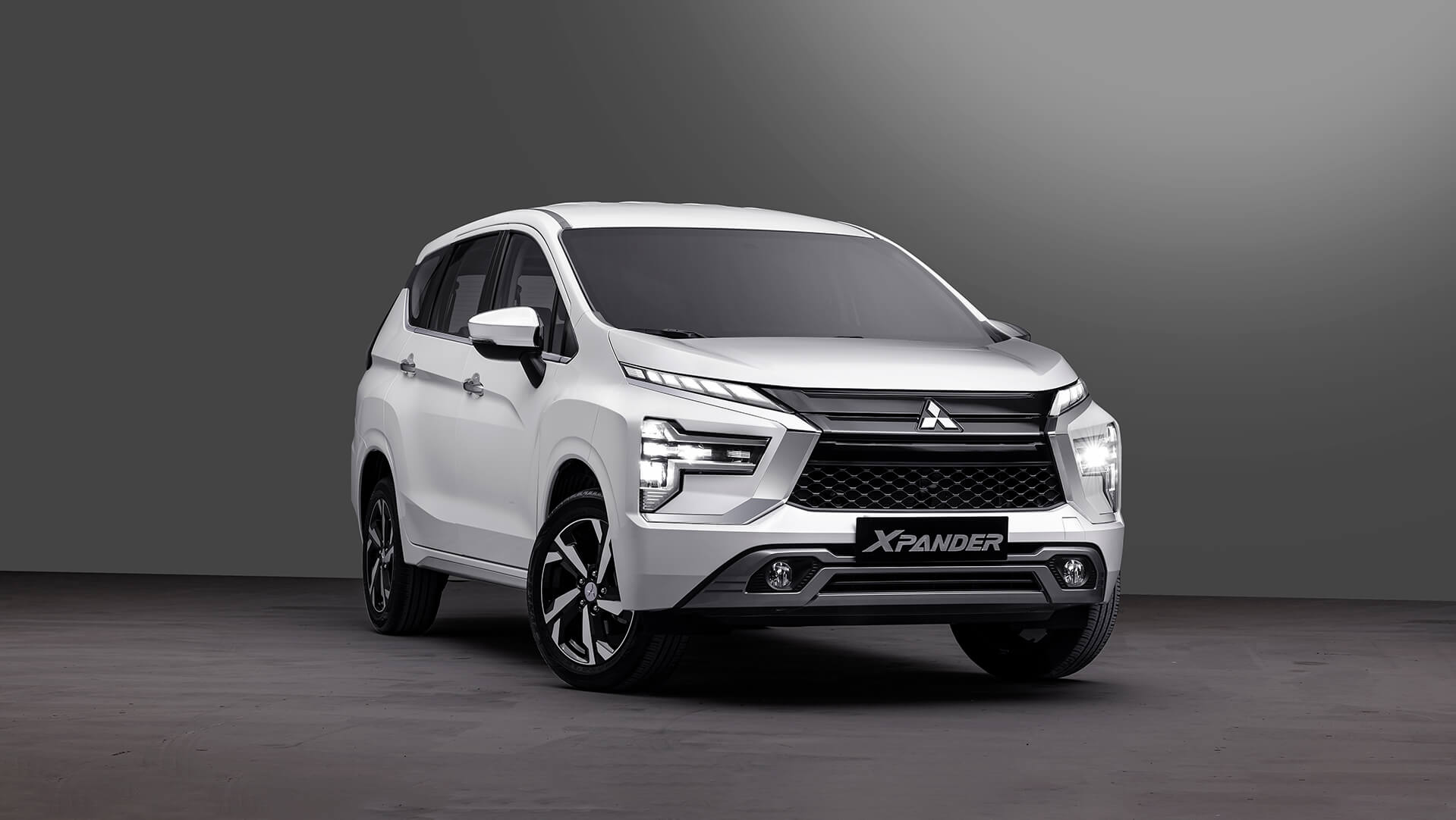 Xe du lịch 7 chỗ